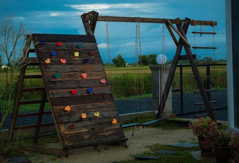 リゾートホテル Country Road Homestay