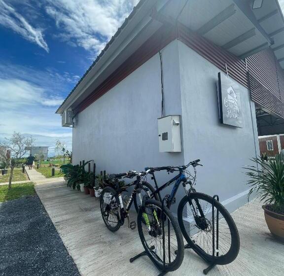 リゾートホテル Country Road Homestay