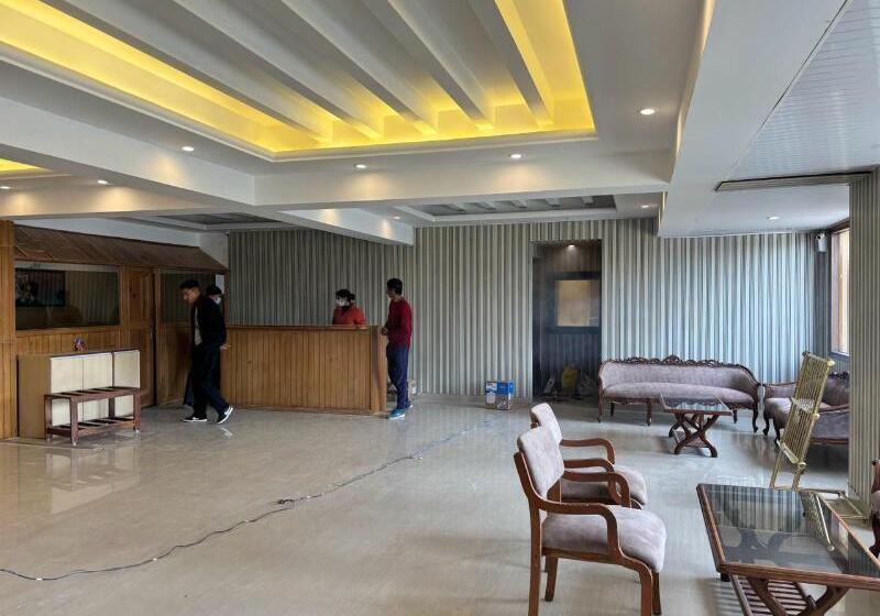 리조트 Udman Grand Mashobra