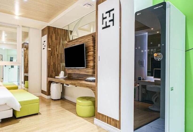 Zara Hotel Peace Square