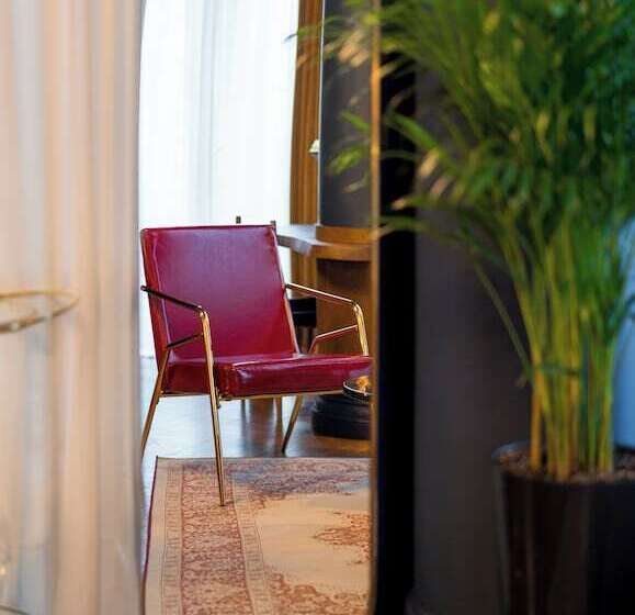 Zorba&bond Hotel On The 8th