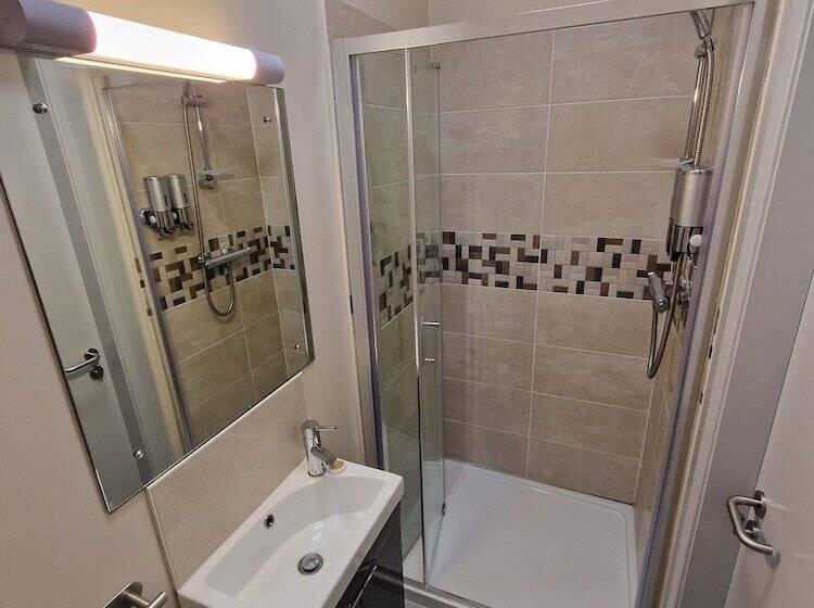 فندق صغير Trivia House