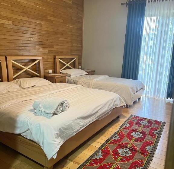 ホテル Bacelli Voskopoje