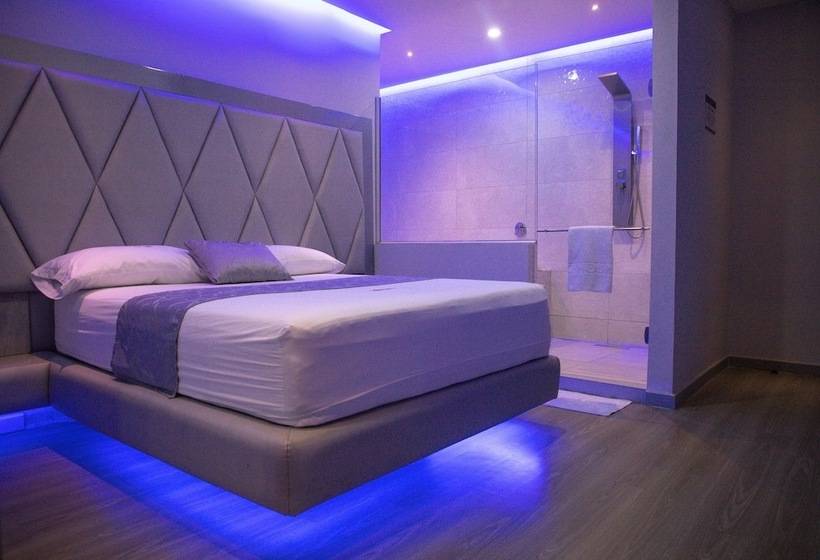 هتل Byhours Circunvalar   Adults Only