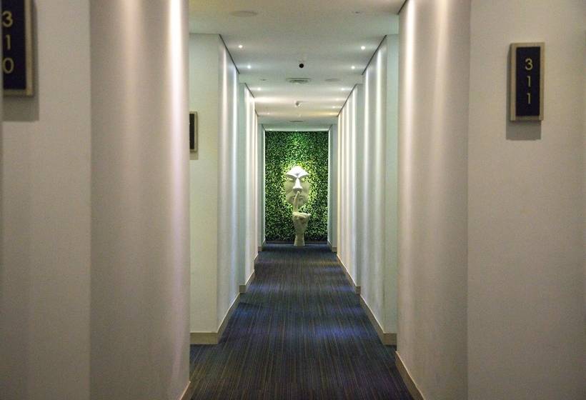 هتل Byhours Circunvalar   Adults Only