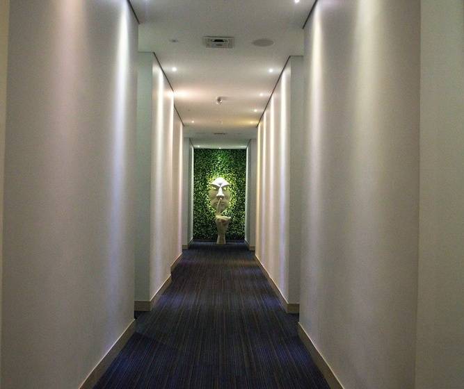 هتل Byhours Circunvalar   Adults Only