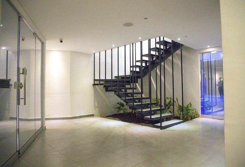 هتل Byhours Circunvalar   Adults Only