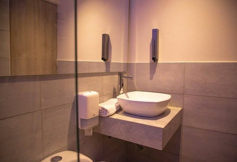 هتل Byhours Circunvalar   Adults Only