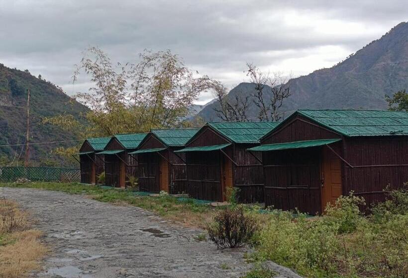 호텔 Giri Ganga Resort