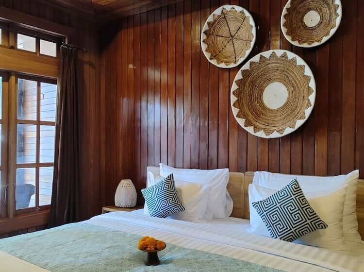 בית מלון כפרי Tattva Ubud Retreat & Wellness