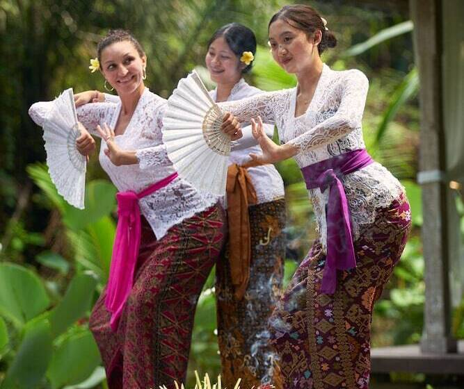 בית מלון כפרי Tattva Ubud Retreat & Wellness