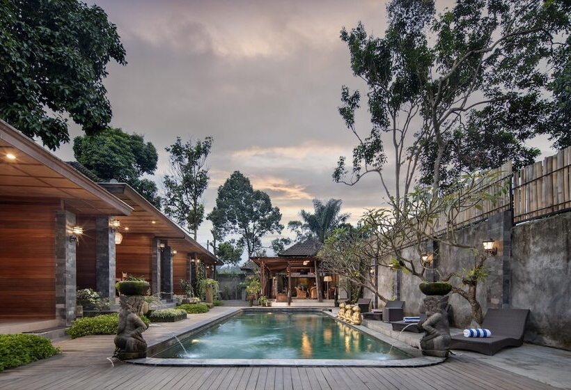 בית מלון כפרי Tattva Ubud Retreat & Wellness