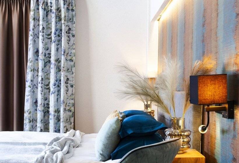 בית מלון כפרי Timian Chalet