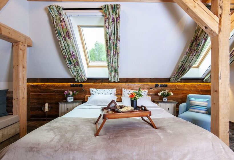 בית מלון כפרי Timian Chalet