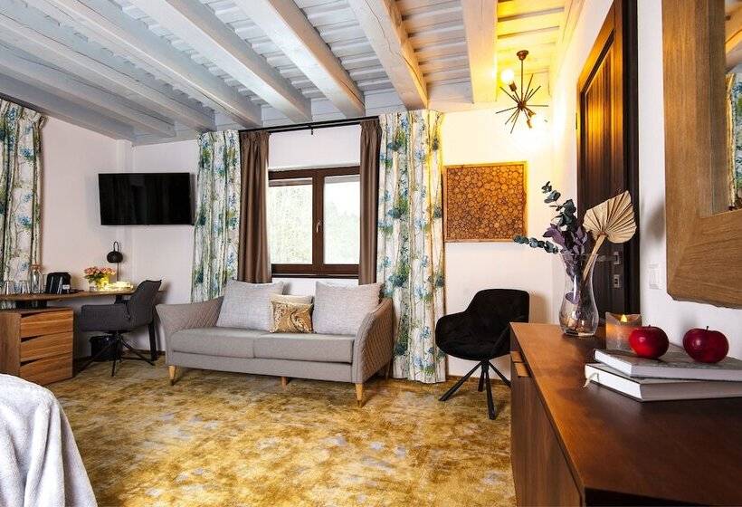 בית מלון כפרי Timian Chalet