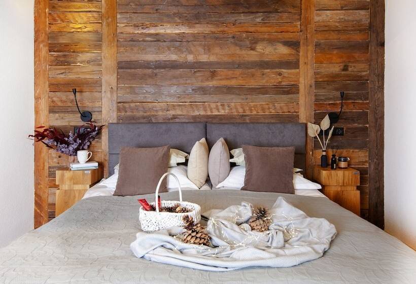 בית מלון כפרי Timian Chalet