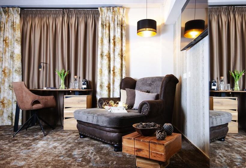 בית מלון כפרי Timian Chalet