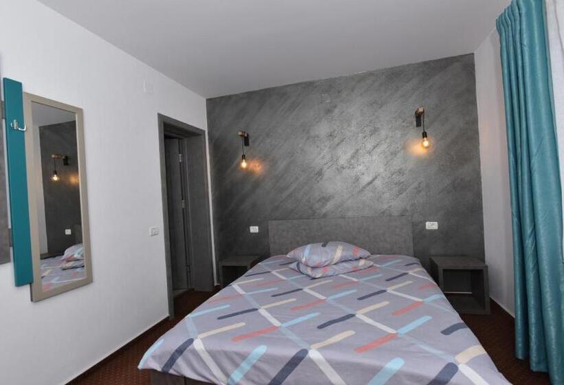 ペンション Casa Natalia Bușteni