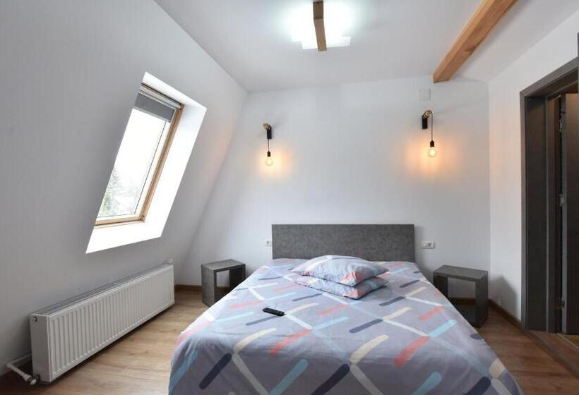 ペンション Casa Natalia Bușteni