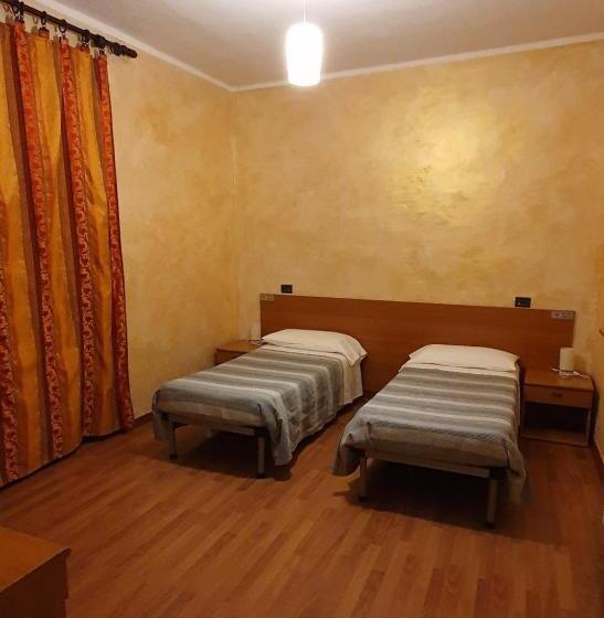 호텔 Albergo Leon D Oro