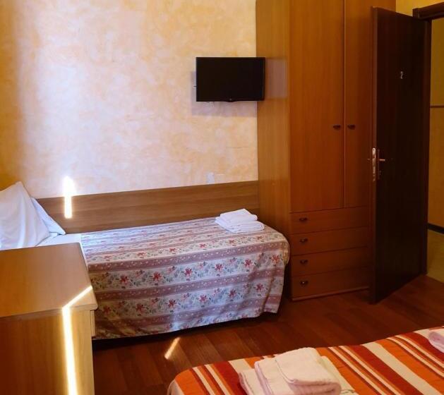 호텔 Albergo Leon D Oro