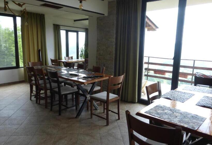 פנסיון Karadzhovata Kashta