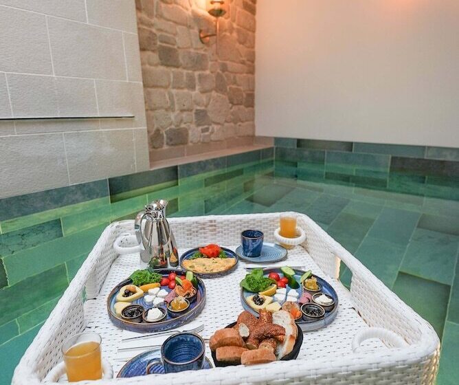 Boreas Hotel, Trademark Collection By Wyndham