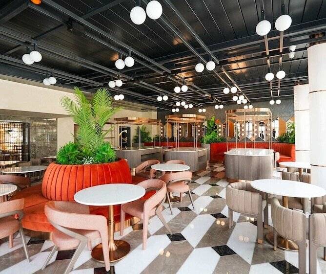 Boreas Hotel, Trademark Collection By Wyndham