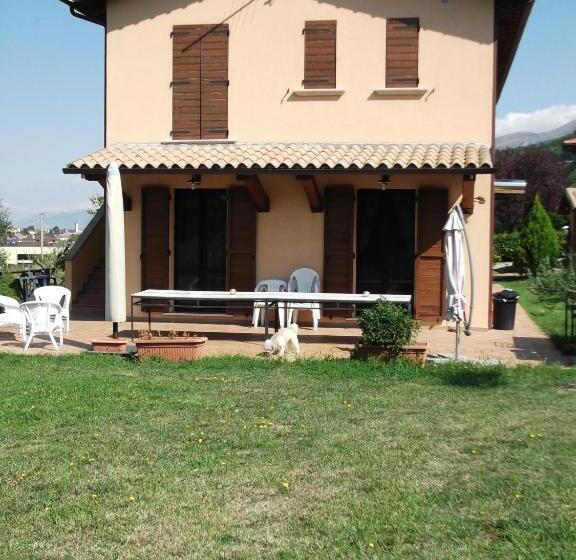 فندق Azienda Agrituristica Bocci