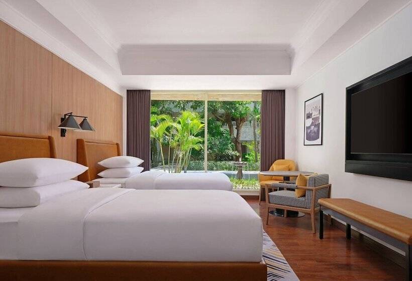 Отель Sheraton Jakarta Soekarno Hatta Airport