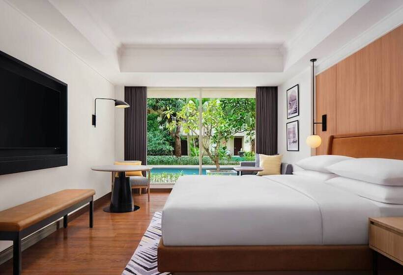 Отель Sheraton Jakarta Soekarno Hatta Airport