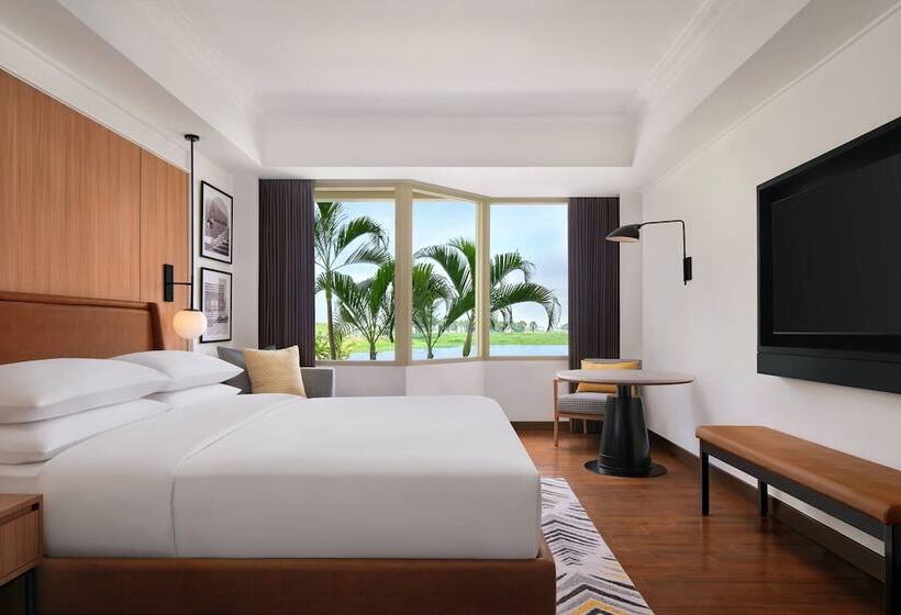 Отель Sheraton Jakarta Soekarno Hatta Airport