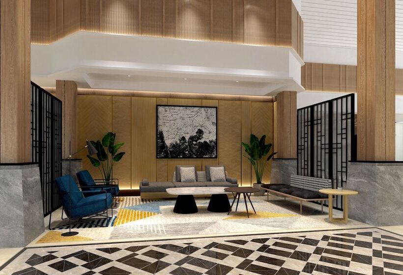 Отель Sheraton Jakarta Soekarno Hatta Airport