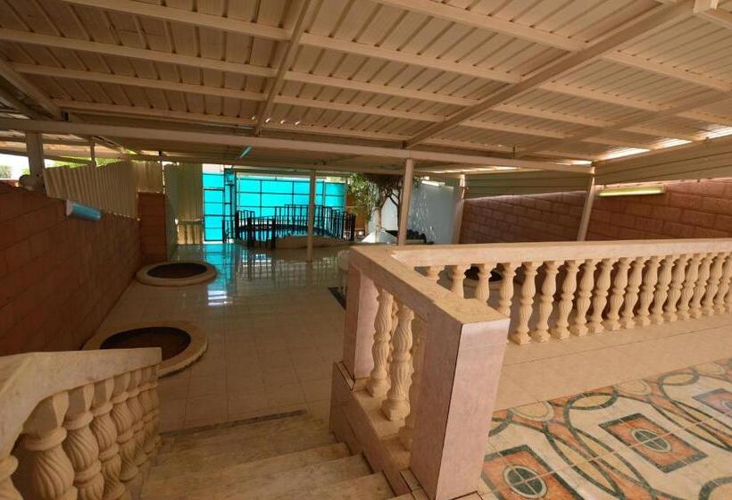 Al Ahmadi Plaza Resort