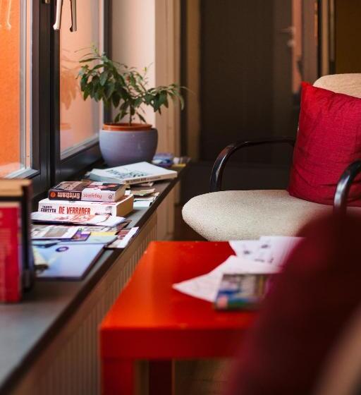 هاستل Cukrarna Guest Accommodation