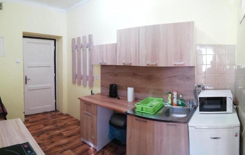 旅馆 Turistická Ubytovňa Shb ,štrbské Pleso   Vysoké Tatry