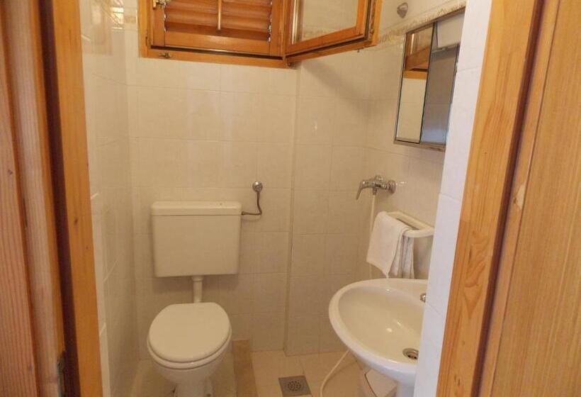 Bed and Breakfast Apartments & Rooms Karmen