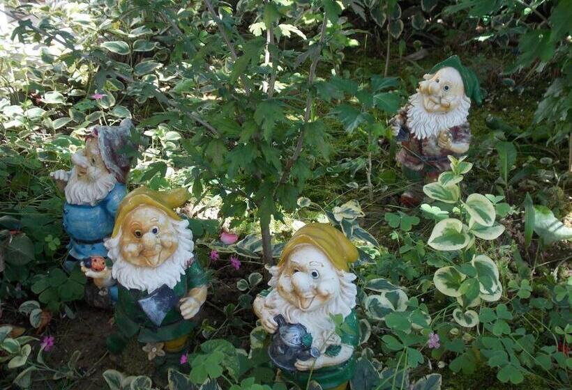 Bed and Breakfast Apartments & Rooms Karmen