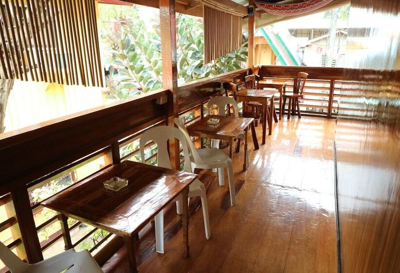 تختخواب و صبحانه Balay Paragua