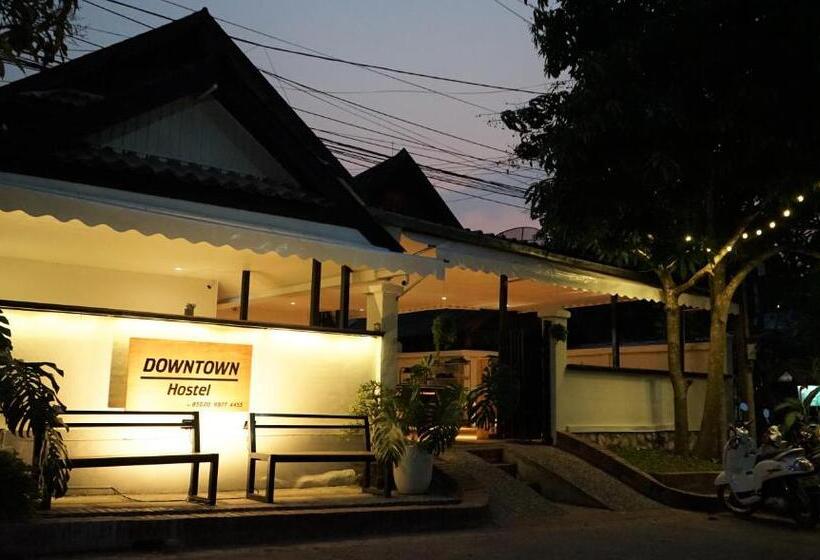 צימר Downtown Hostel