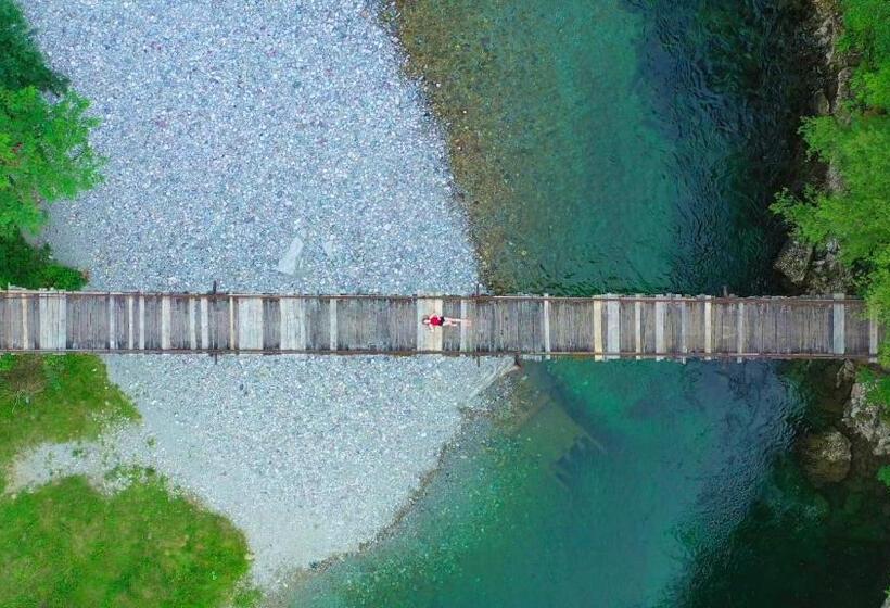 تختخواب و صبحانه Okrepčevalnica Kurn'k