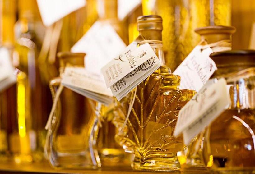 تختخواب و صبحانه Old Parish House