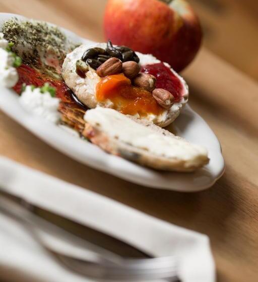 تختخواب و صبحانه Old Parish House