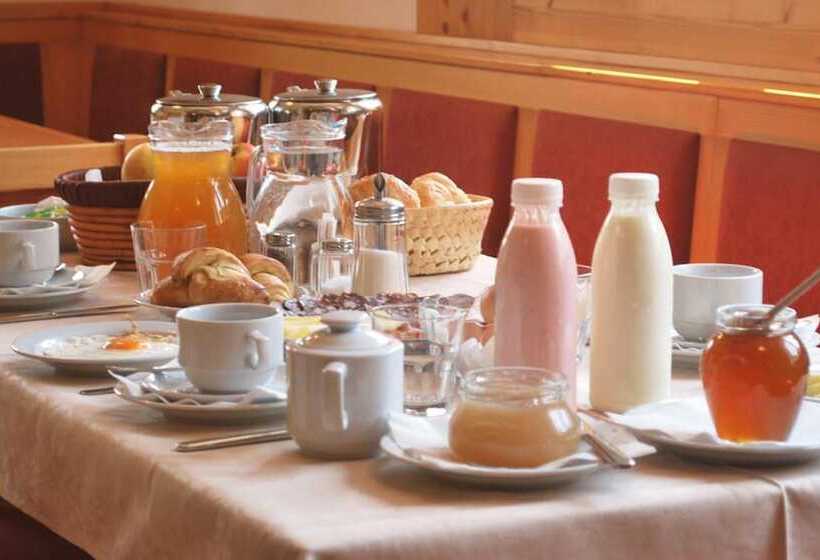 تختخواب و صبحانه Tourist Farm Pr Dovar