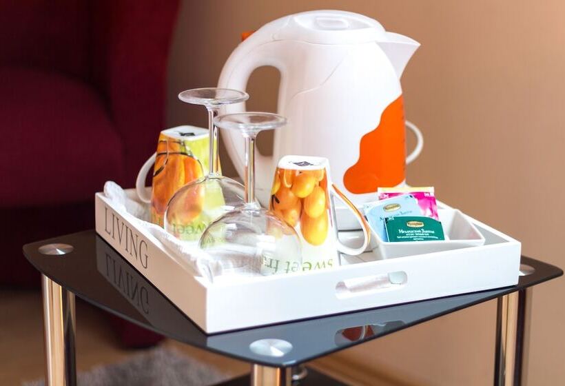 تختخواب و صبحانه Rooms & Apartments Kepic, Airport Accomodation