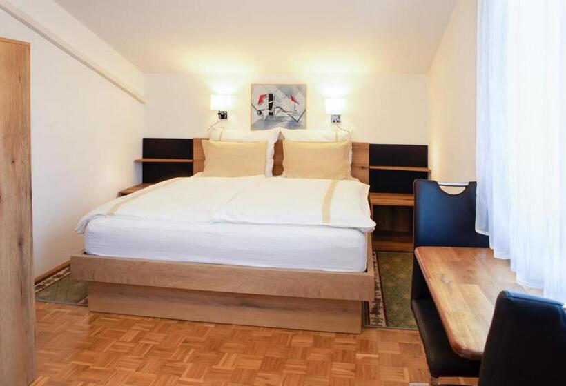 تختخواب و صبحانه Rooms Gril