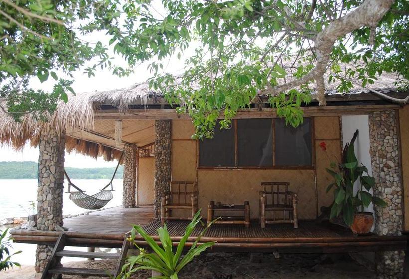 Coral Bay Beach And Dive Resort