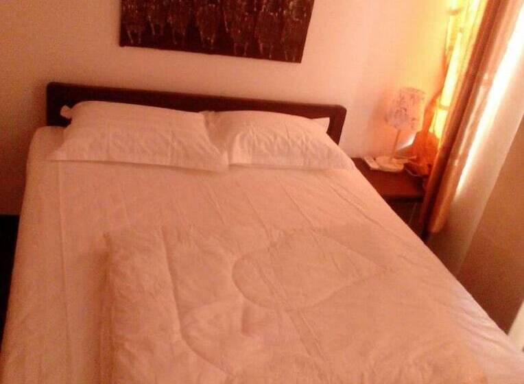 Four Rivers B&b Mandalay   Hostel