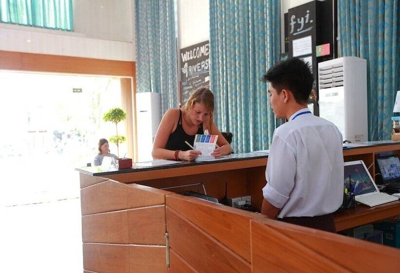 Four Rivers B&b Mandalay   Hostel