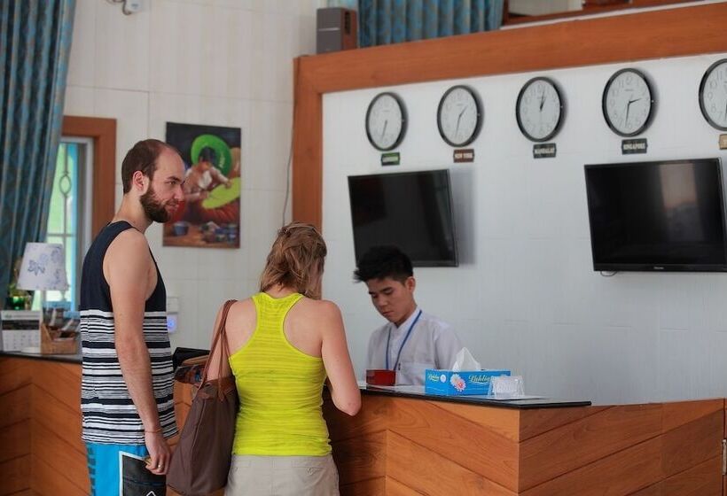 Four Rivers B&b Mandalay   Hostel